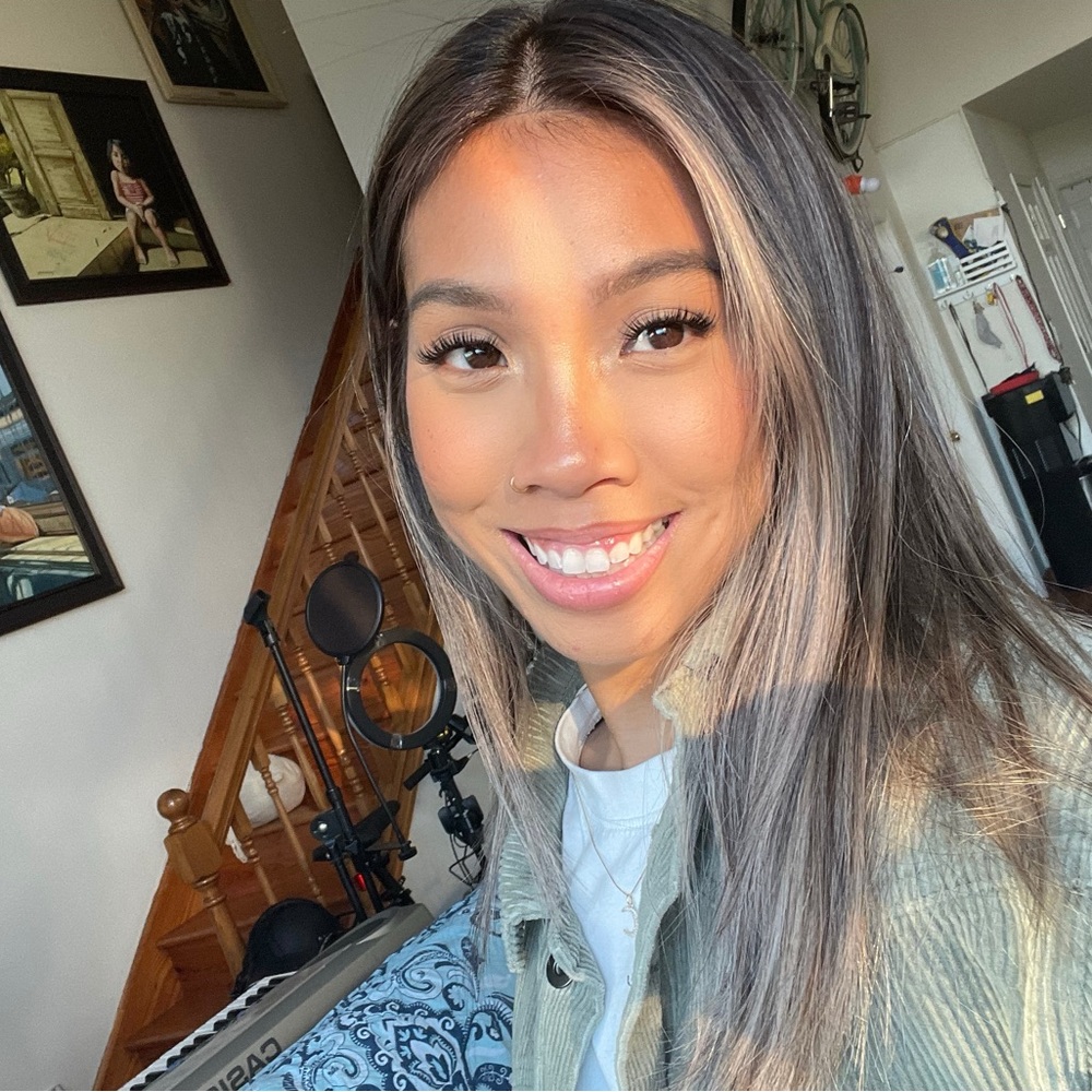 Meet your Posher, Theia